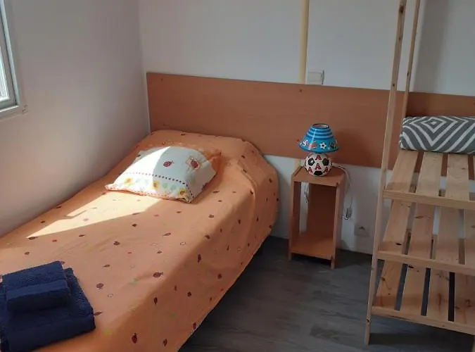 בית נופש Country *